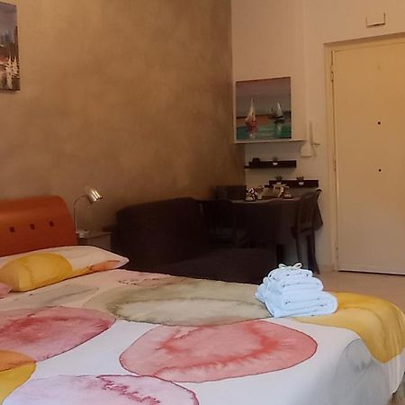 לינה וארוחת בוקר צ'יאמפינו Casa Melo מראה חיצוני תמונה